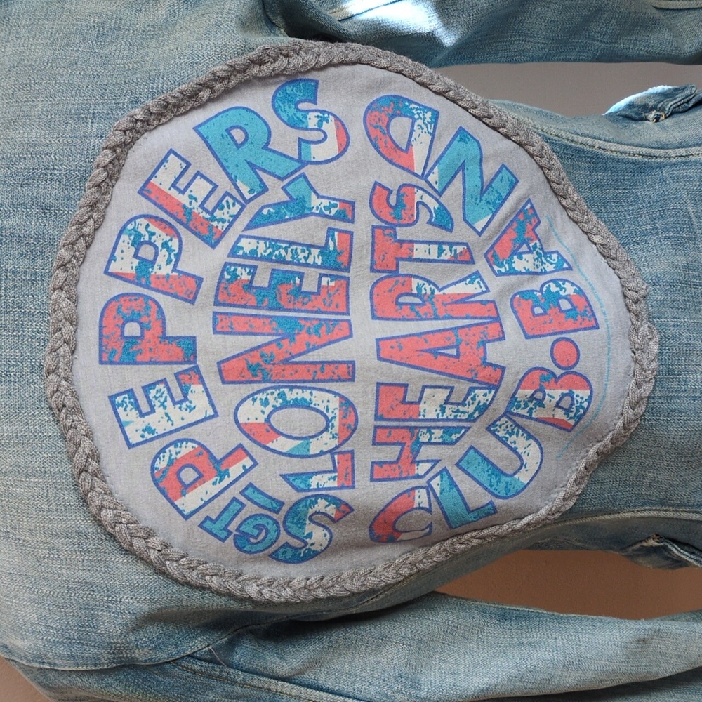 Sergeant Pepper's Beatles Jacket - image 2